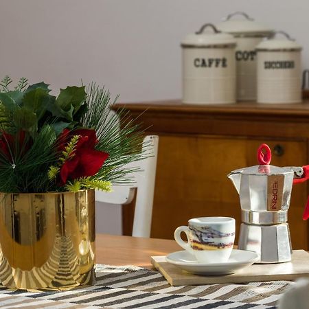 Giu Al Centro Bed and Breakfast Νάπολη Εξωτερικό φωτογραφία