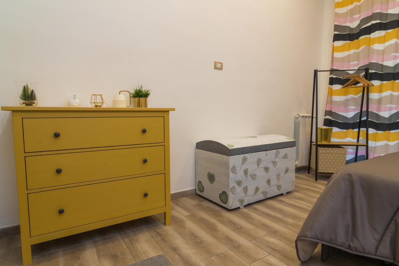 Giu Al Centro Bed and Breakfast Νάπολη Εξωτερικό φωτογραφία